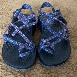 6W women’s Chacos Sandals